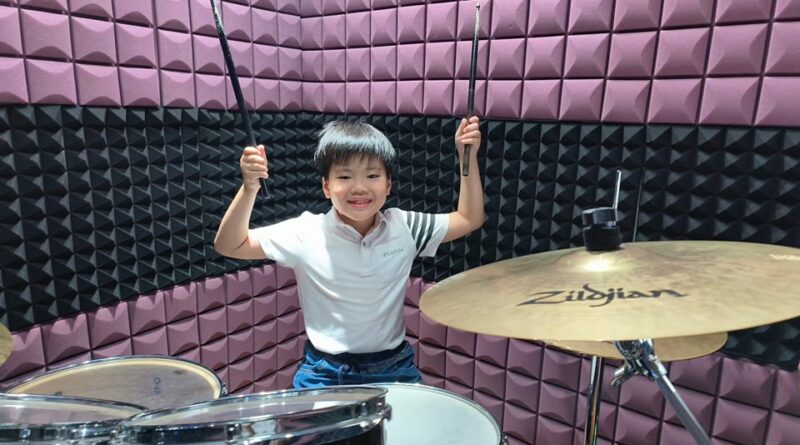 Lớp trống cho thiếu nhi