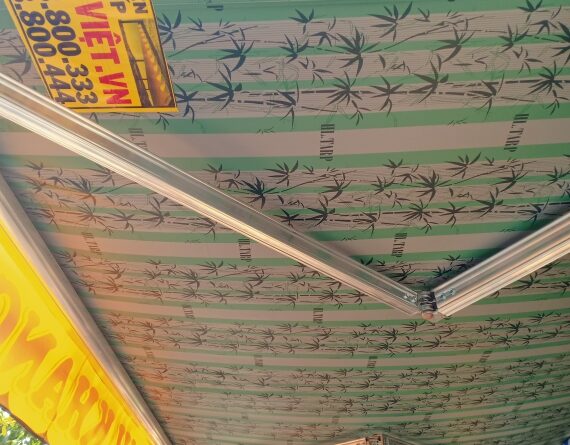 Lắp đặt mái hiên di động