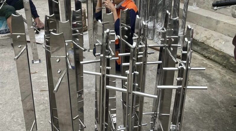 trụ lan can kính đẹp