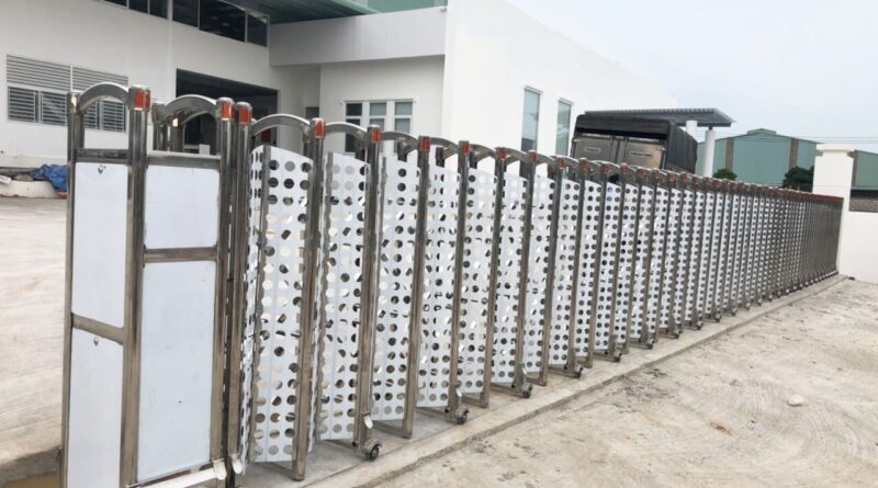 cổng xếp inox