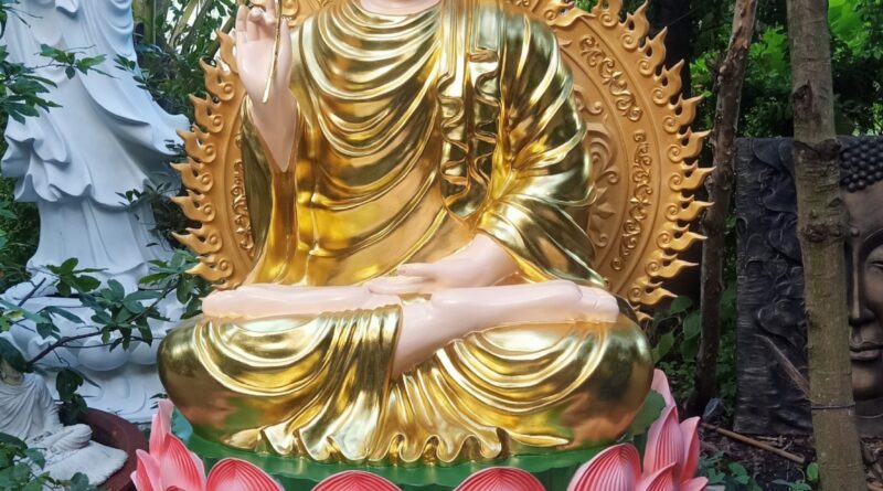 giá tượng phật thích ca