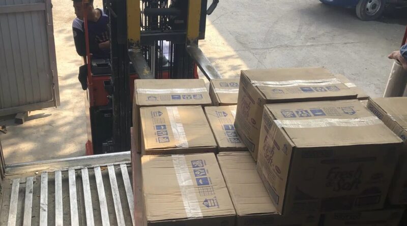 bốc xếp hàng hóa khu công nghiệp Bình Dương