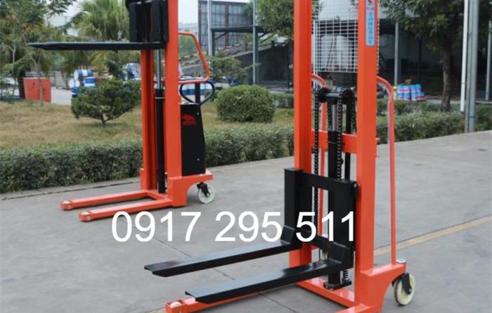 cho thuê xe nâng tay