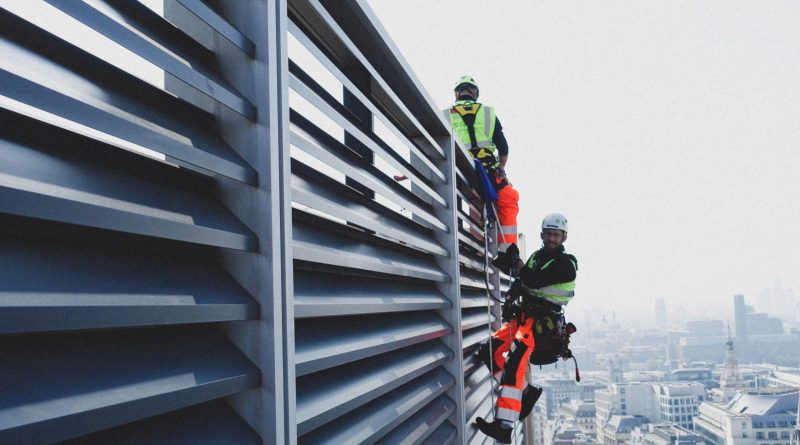 Bảo trì mặt dựng nhôm kính