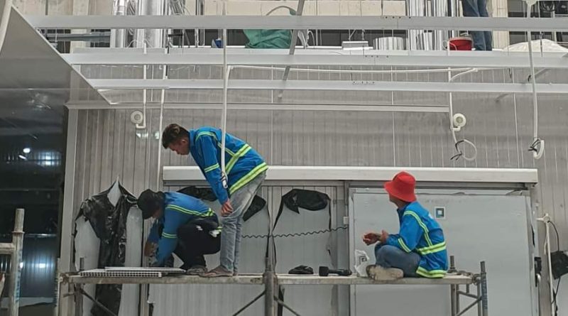 tấm ốp trần nhựa