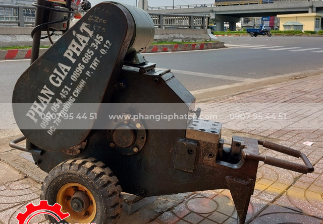 máy cắt sắt 25mm Hàn Quốc