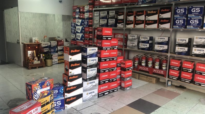 Thay bình ắc quy xe đạp điện tại nhà