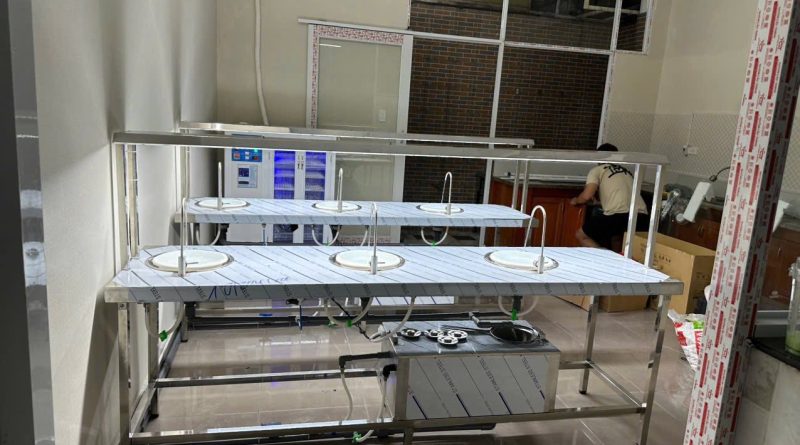 Bàn tuần hoàn yến inox 304