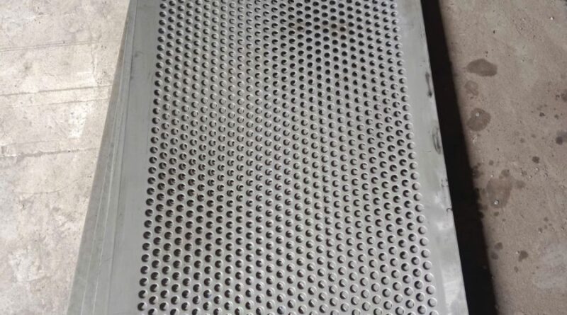 lưới máy nghiền thức ăn gia súc giá rẻ tphcm